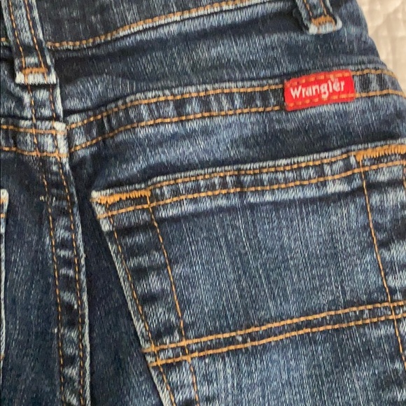 Wrangler Jeans - Picture 2 of 3
